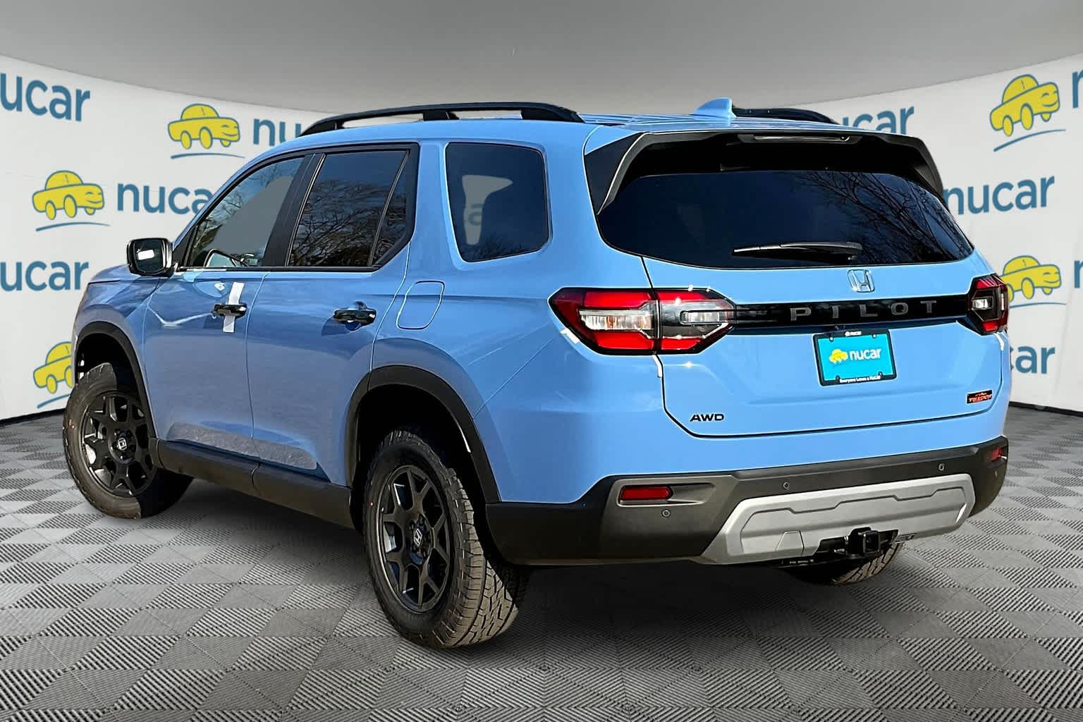 2025 Honda Pilot TrailSport photo 4
