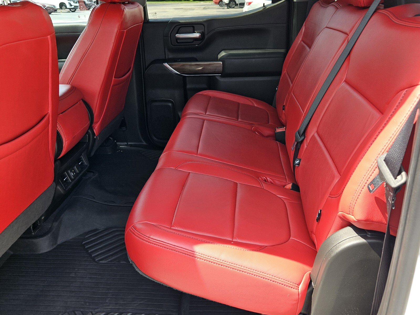 2020 Chevrolet Silverado 1500 LT Trail Boss photo 4