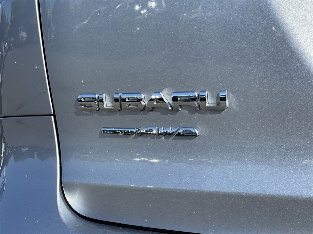 2024 Subaru Ascent Limited photo 7