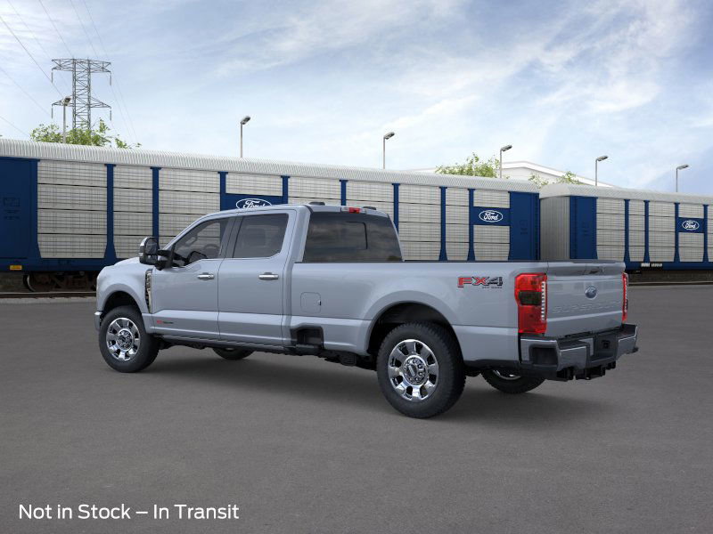 2025 Ford F-350 Lariat photo 4