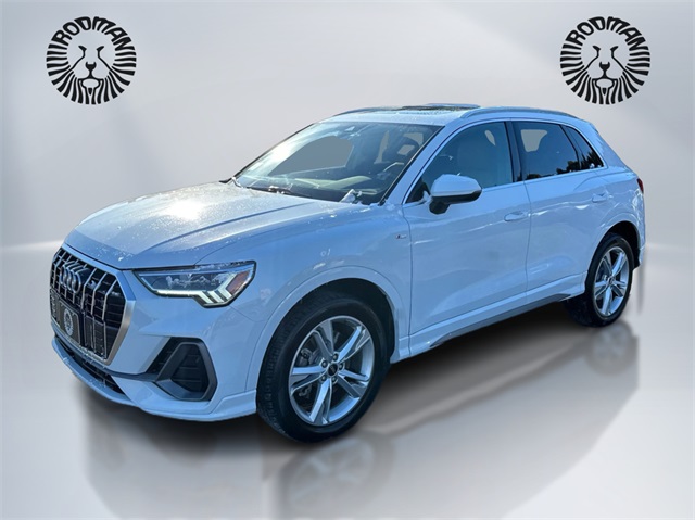 2021 Audi Q3 S Line Premium Plus's photo