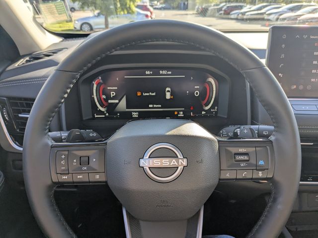 2025 Nissan Rogue SL photo 16