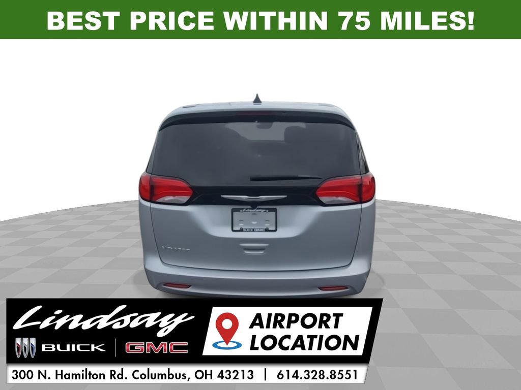 2023 Chrysler Voyager LX photo 7