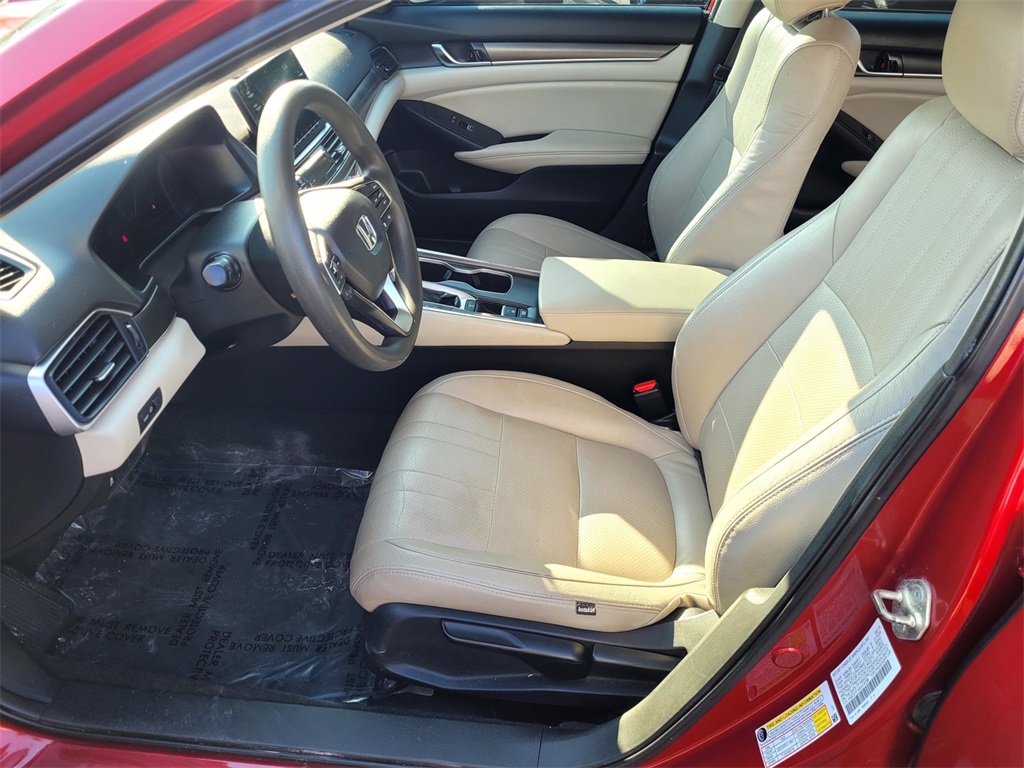 2019 Honda Accord LX photo 13