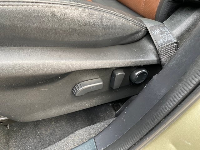 2023 Subaru Forester Touring photo 17