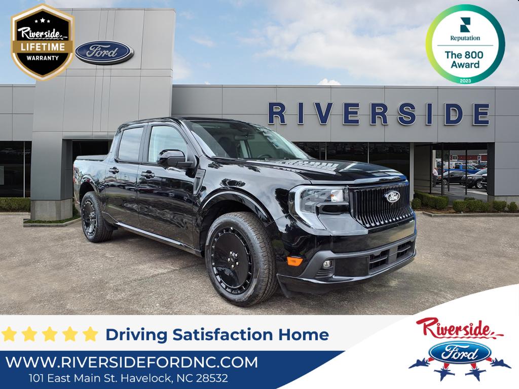 2025 Ford Maverick Lobo's photo