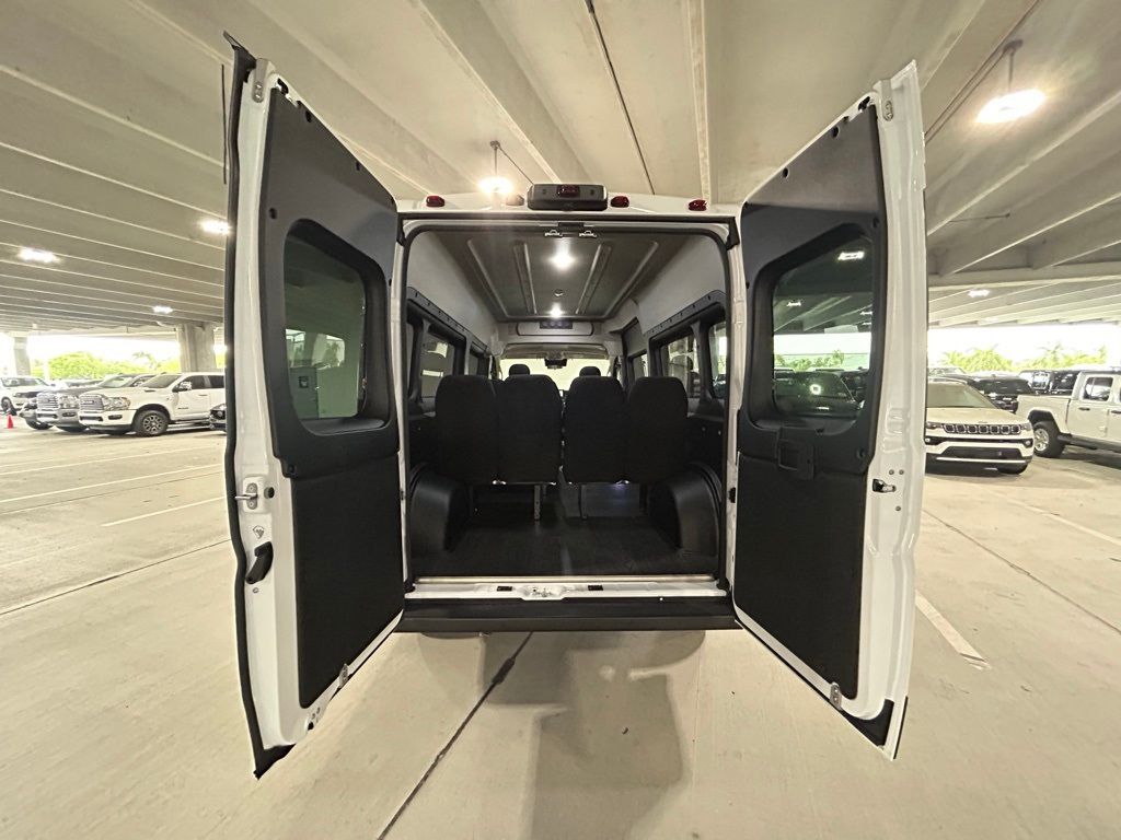 2023 Ram ProMaster 2500 Window Van photo 21