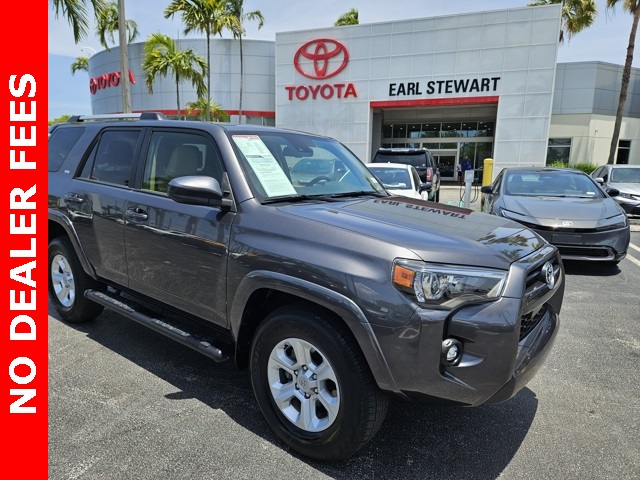 2022 Toyota 4Runner SR5's photo
