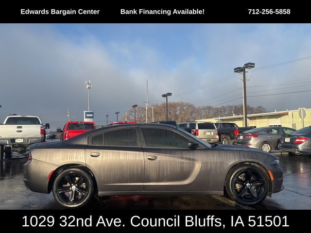 2018 Dodge Charger SXT's photo