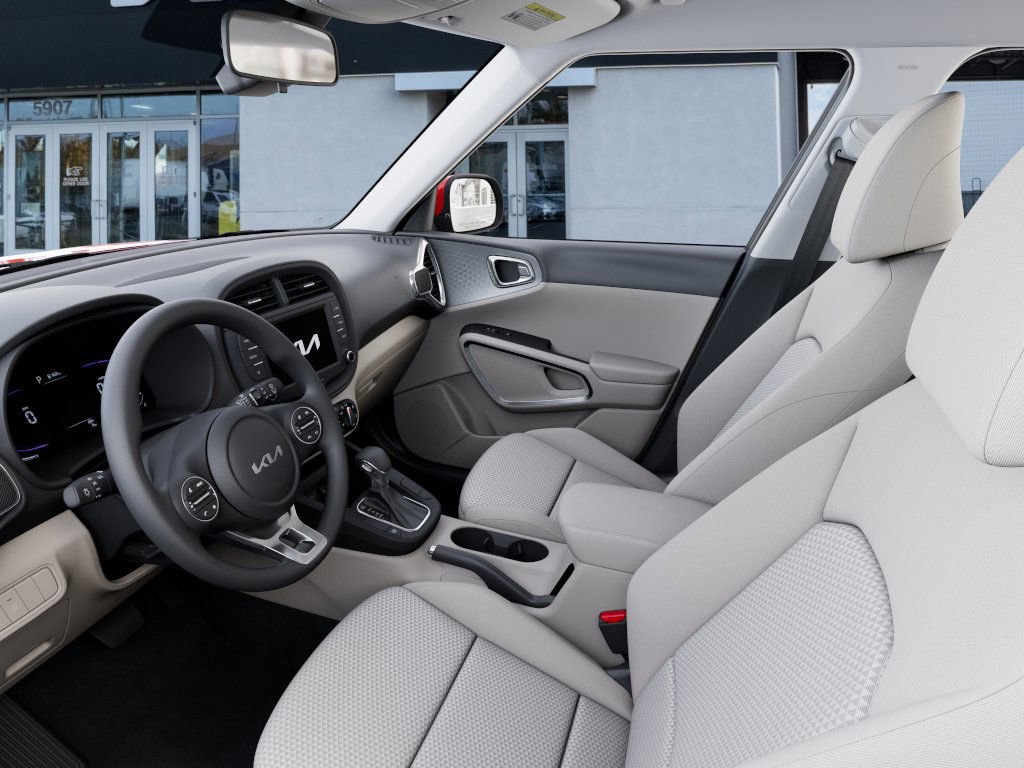 2025 Kia Soul LX photo 17