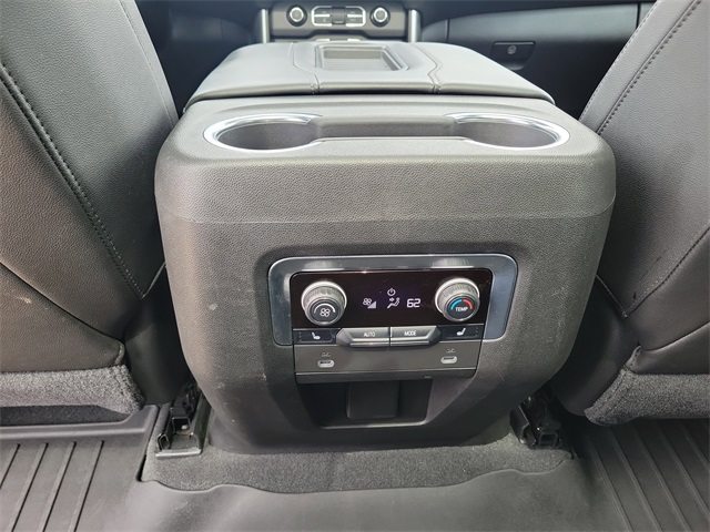 2021 Chevrolet Tahoe LT photo 14