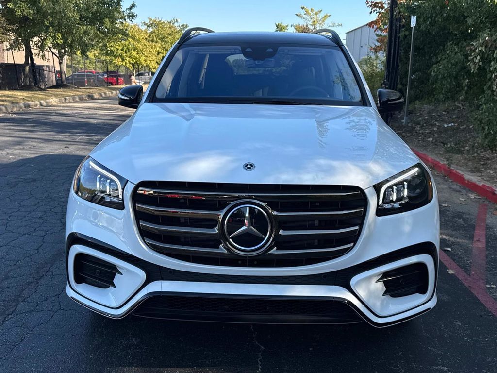2026 Mercedes Benz GLS 450 4MATIC photo 8