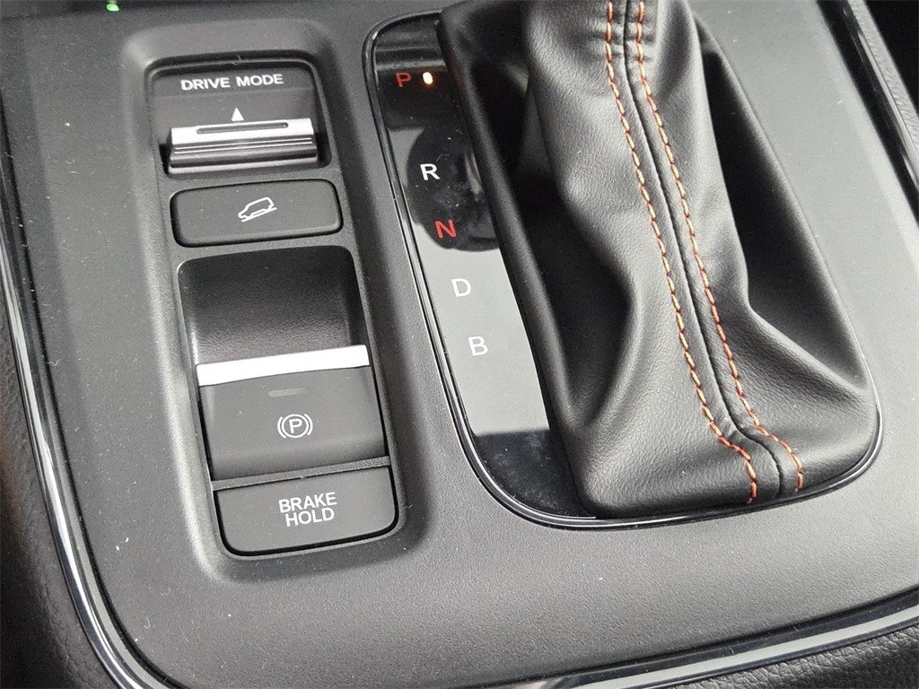 2026 Honda CR-V Hybrid photo 8