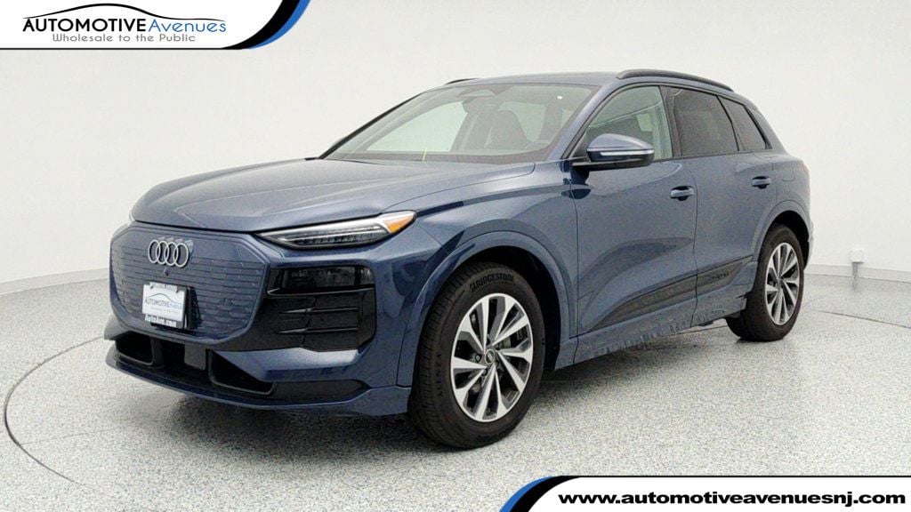 2025 Audi Q6 e-tron Prestige's photo