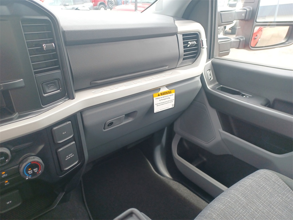 2026 Ford F-250 XLT photo 19