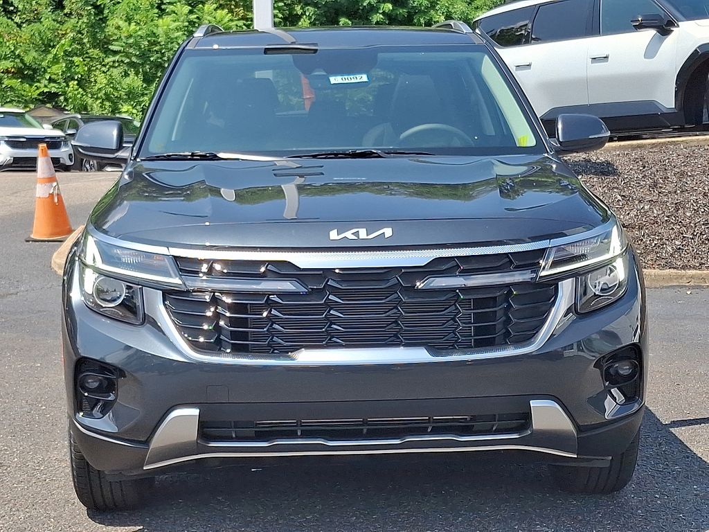 2026 Kia Seltos EX photo 2
