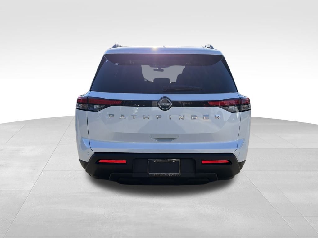 2025 Nissan Pathfinder SV photo 3
