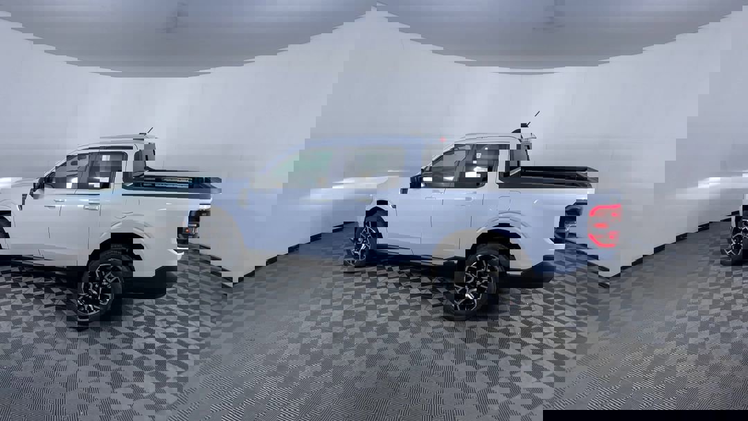2025 Ford Maverick Lariat photo 6