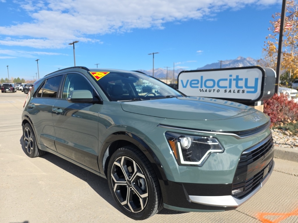 2023 Kia Niro EX Touring's photo