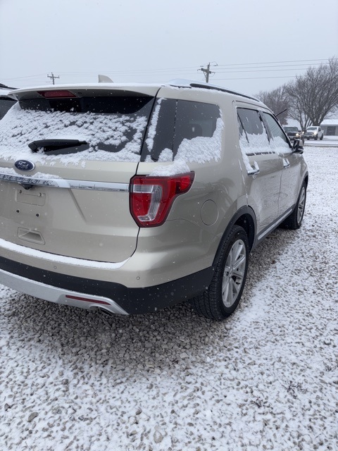 2017 Ford Explorer Limited photo 3