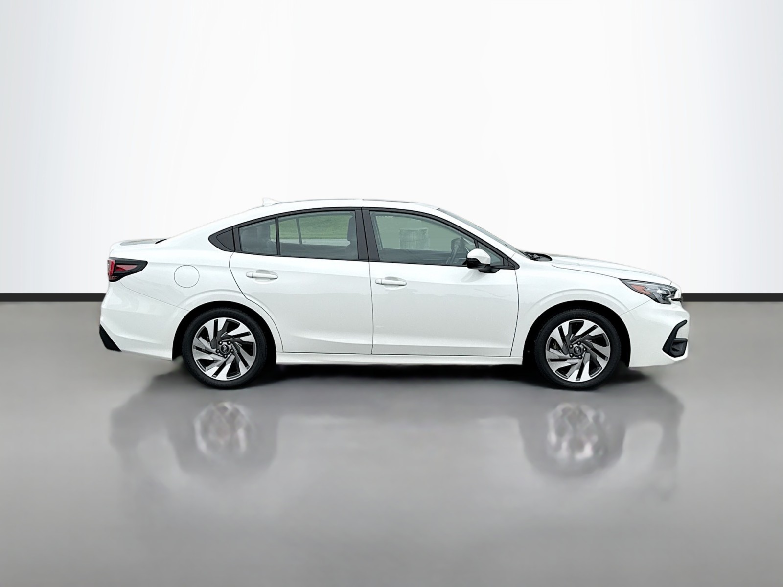 2023 Subaru Legacy Limited photo 4