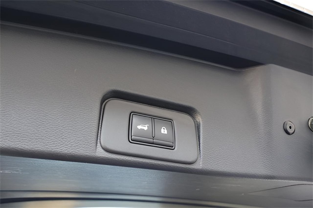 2021 Nissan Rogue Platinum photo 14