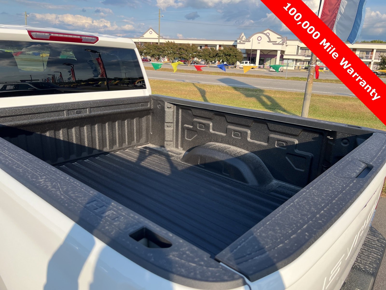 2026 Chevrolet Silverado 2500HD Custom photo 13