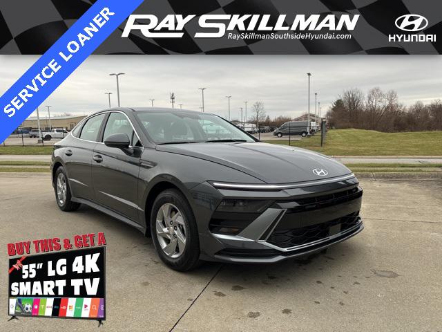 2025 Hyundai Sonata SE's photo