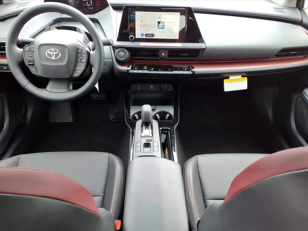 2026 Toyota Prius Plug-in Hybrid XSE photo 11