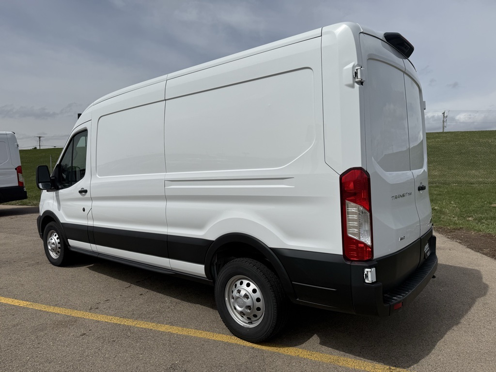2023 Ford Transit photo 4