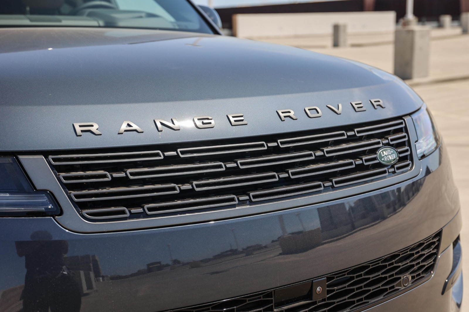 2025 Land Rover Range Rover Sport SE photo 10