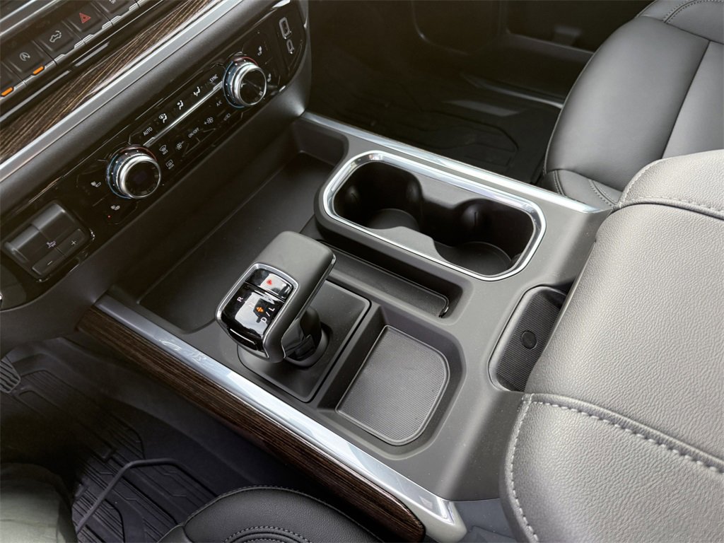 2026 GMC SIERRA - Image 25