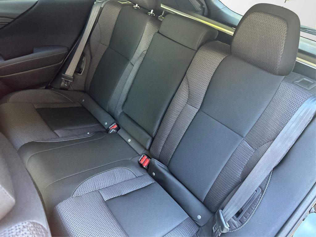 2025 Subaru Outback Premium photo 16