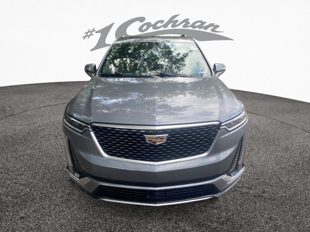 2022 Cadillac XT6 Premium Luxury photo 2