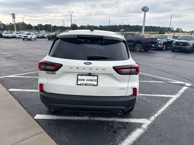 2025 Ford Escape ST-Line photo 5