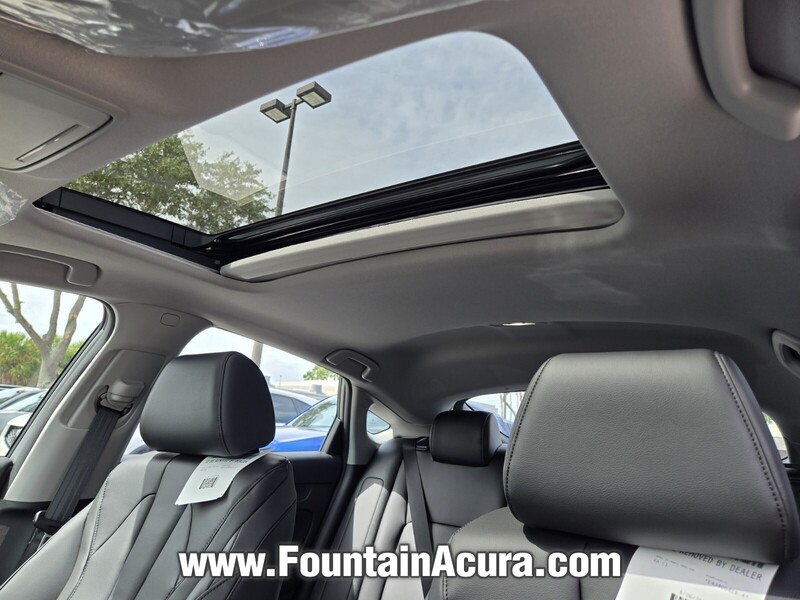 2026 Acura Integra Base photo 12