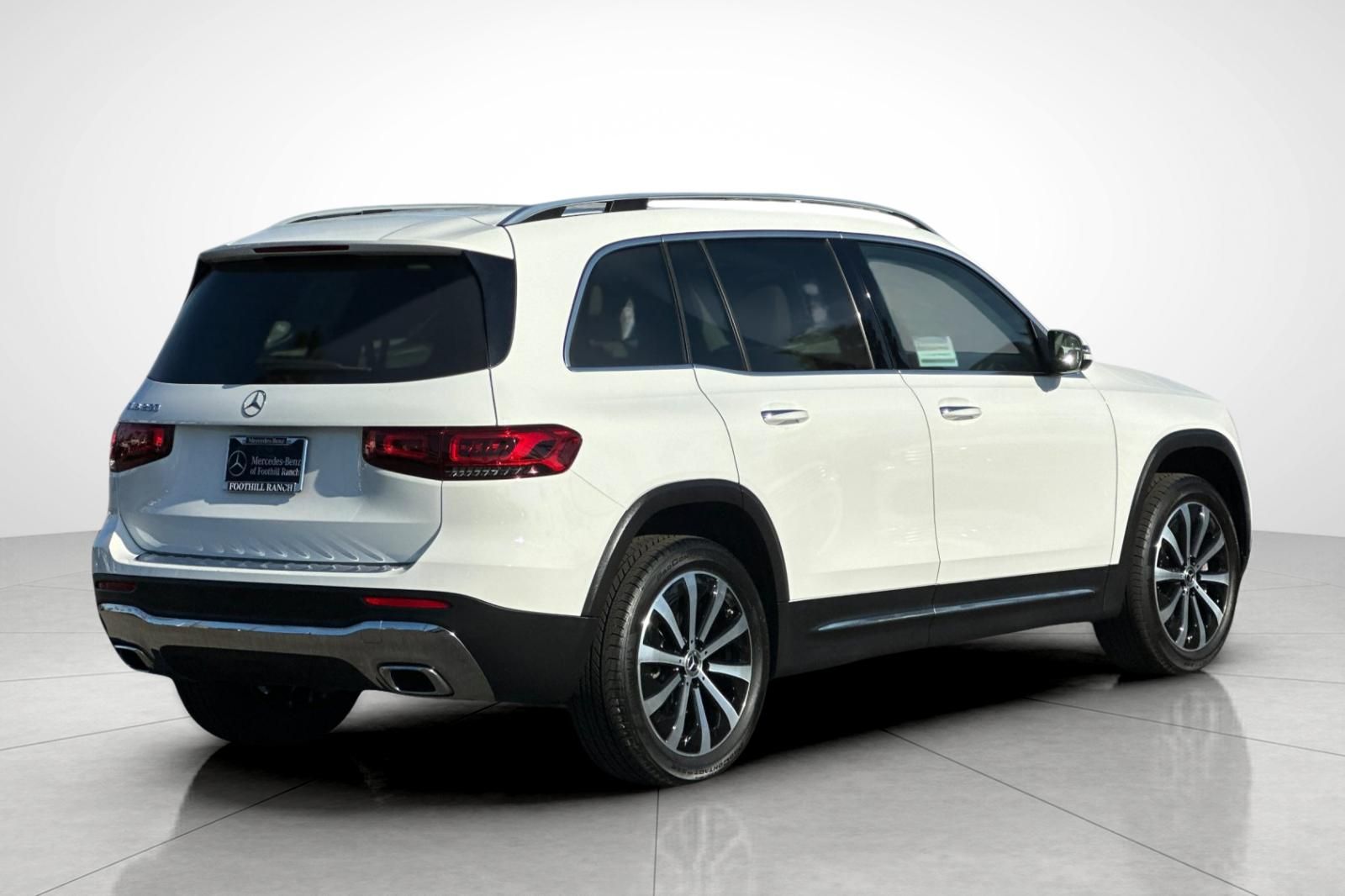 2021 Mercedes Benz GLB 250 photo 2