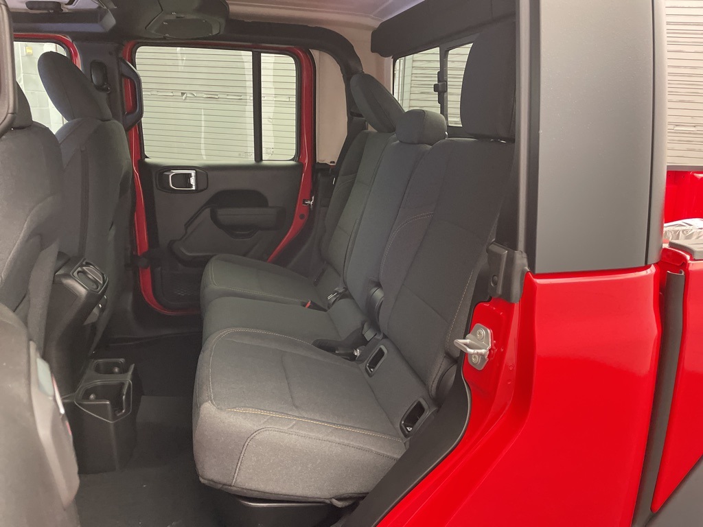 2025 Jeep Gladiator Sport S photo 11