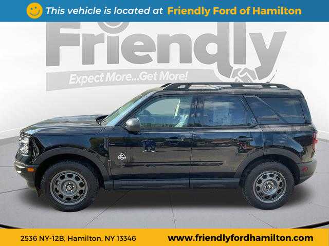 2024 Ford Bronco Sport Outer Banks photo 2