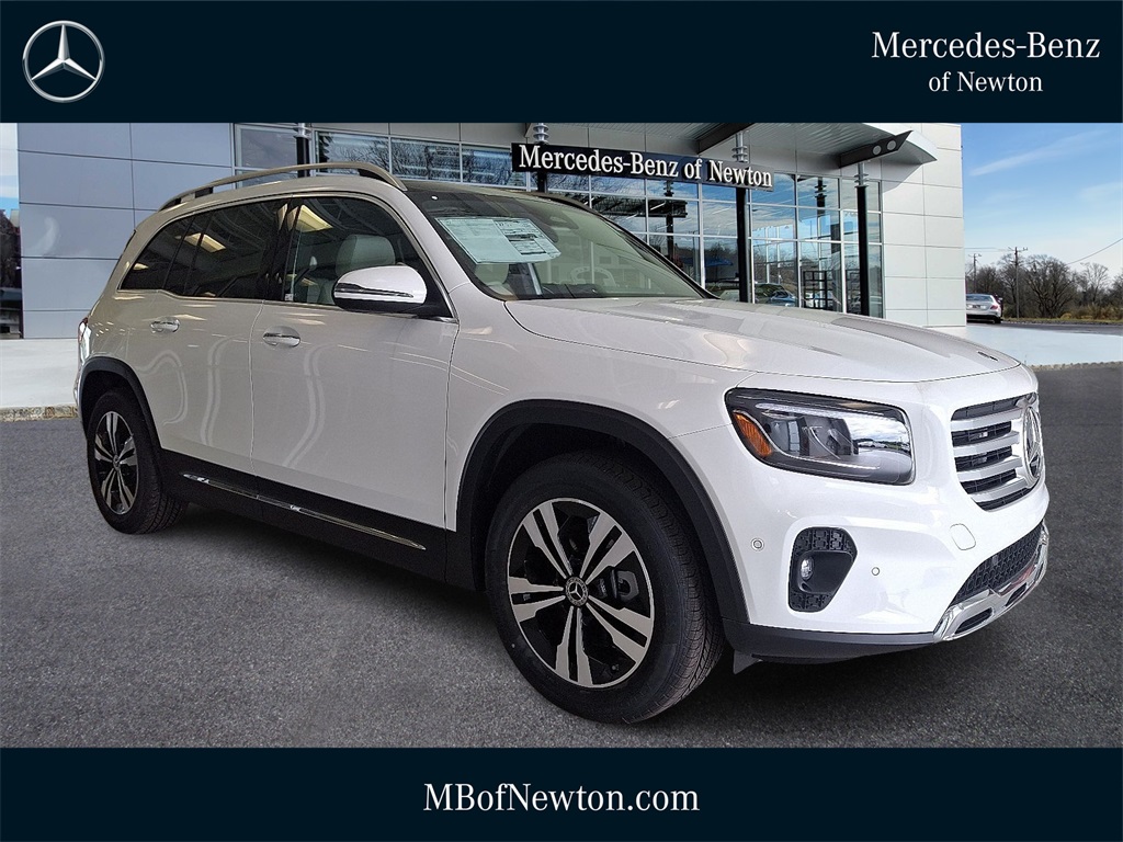 2026 Mercedes-Benz GLB GLB 250's photo