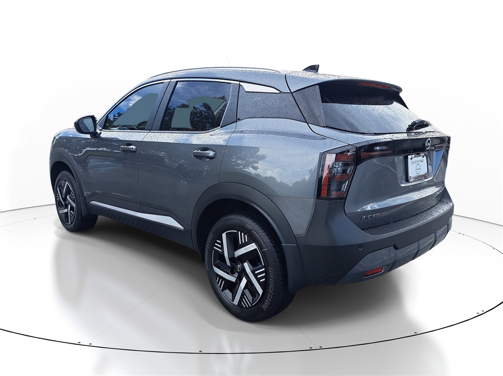 2026 Nissan Kicks SV photo 4