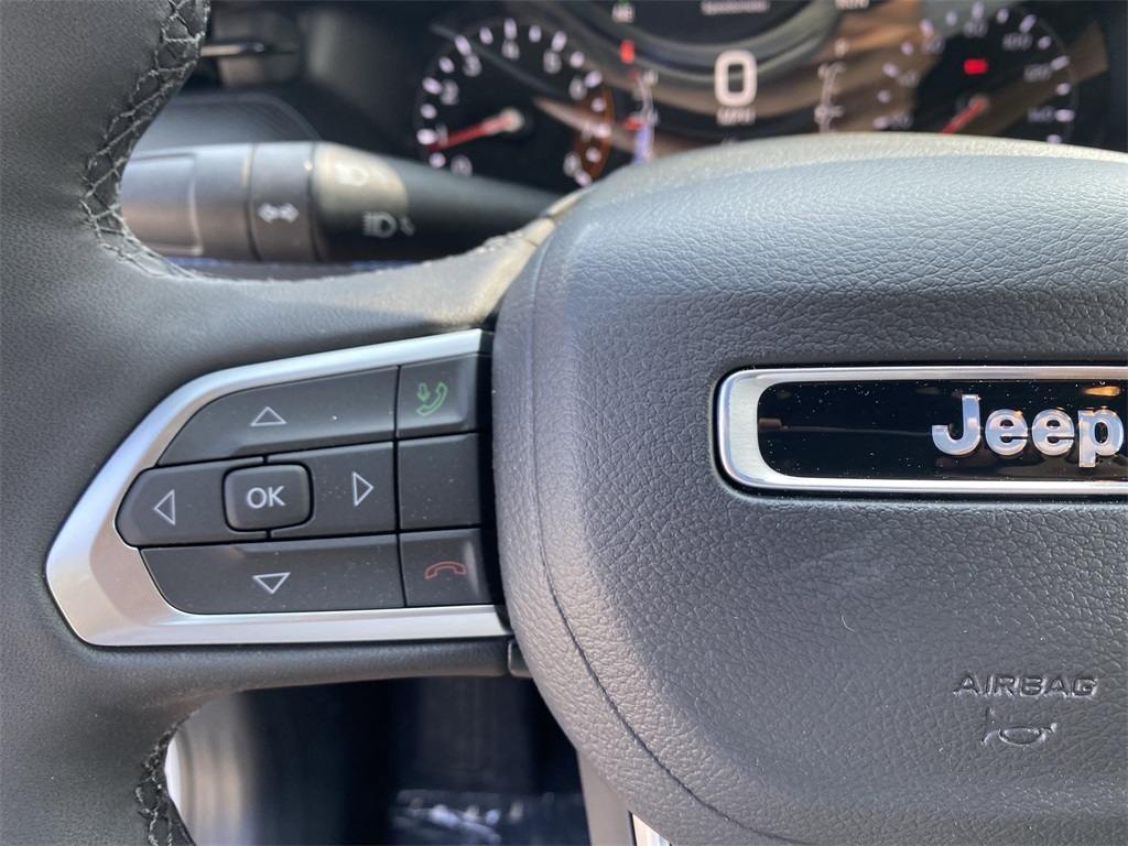 2025 Jeep Compass Latitude photo 23
