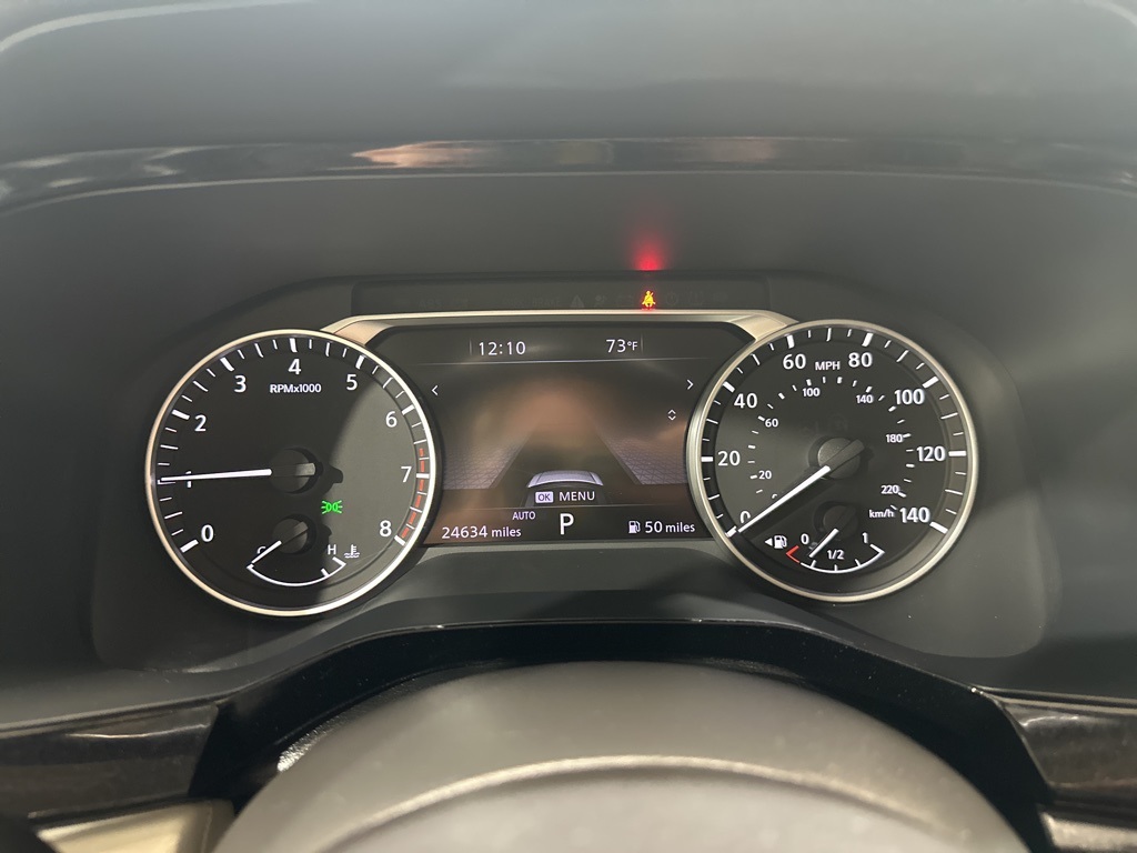 2023 Nissan Pathfinder SL photo 11