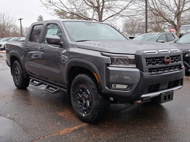2025 Nissan Frontier PRO-4X photo 2