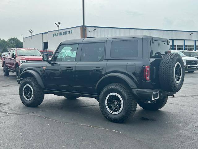 2025 Ford Bronco Badlands photo 4