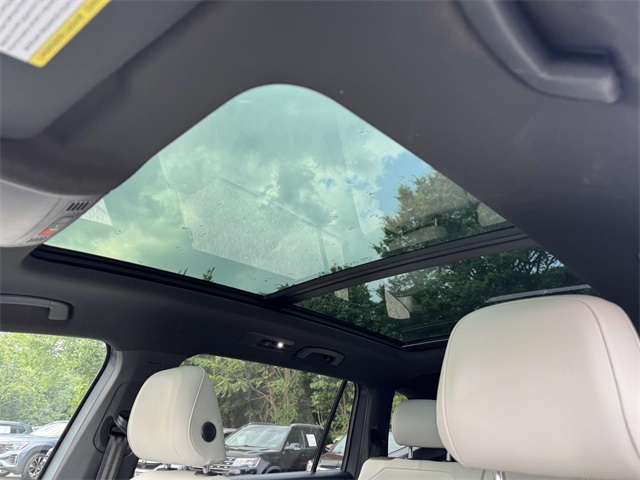 2021 Volkswagen Tiguan SE R-Line Black photo 3