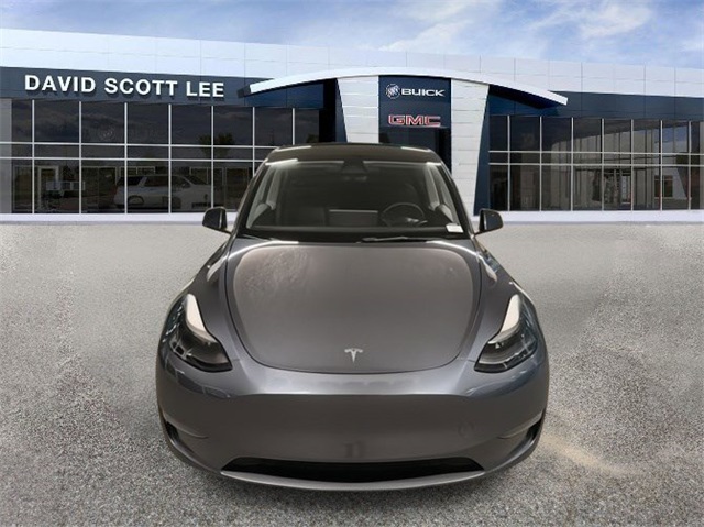 2023 Tesla Model Y Long Range photo 2