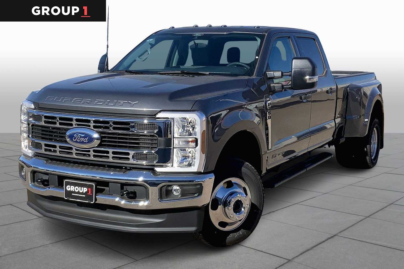2026 Ford F-350 Super Duty XLT's photo