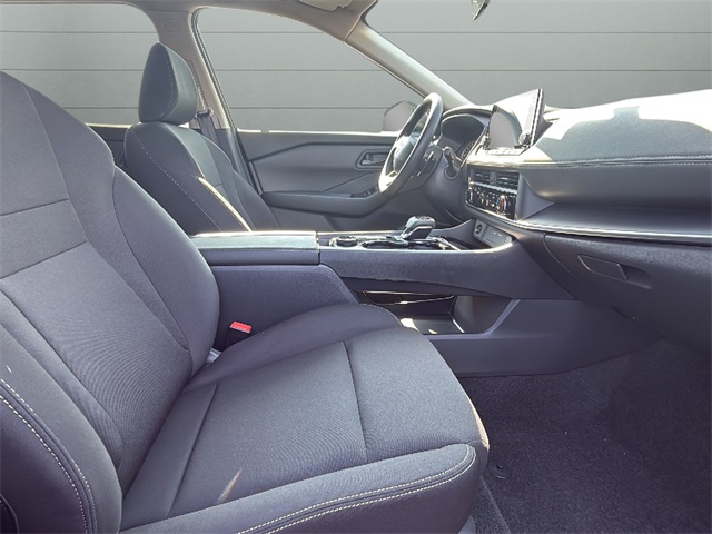 2026 Nissan Rogue S photo 7