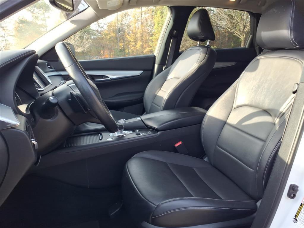 2021 Infiniti QX50 Luxe photo 3